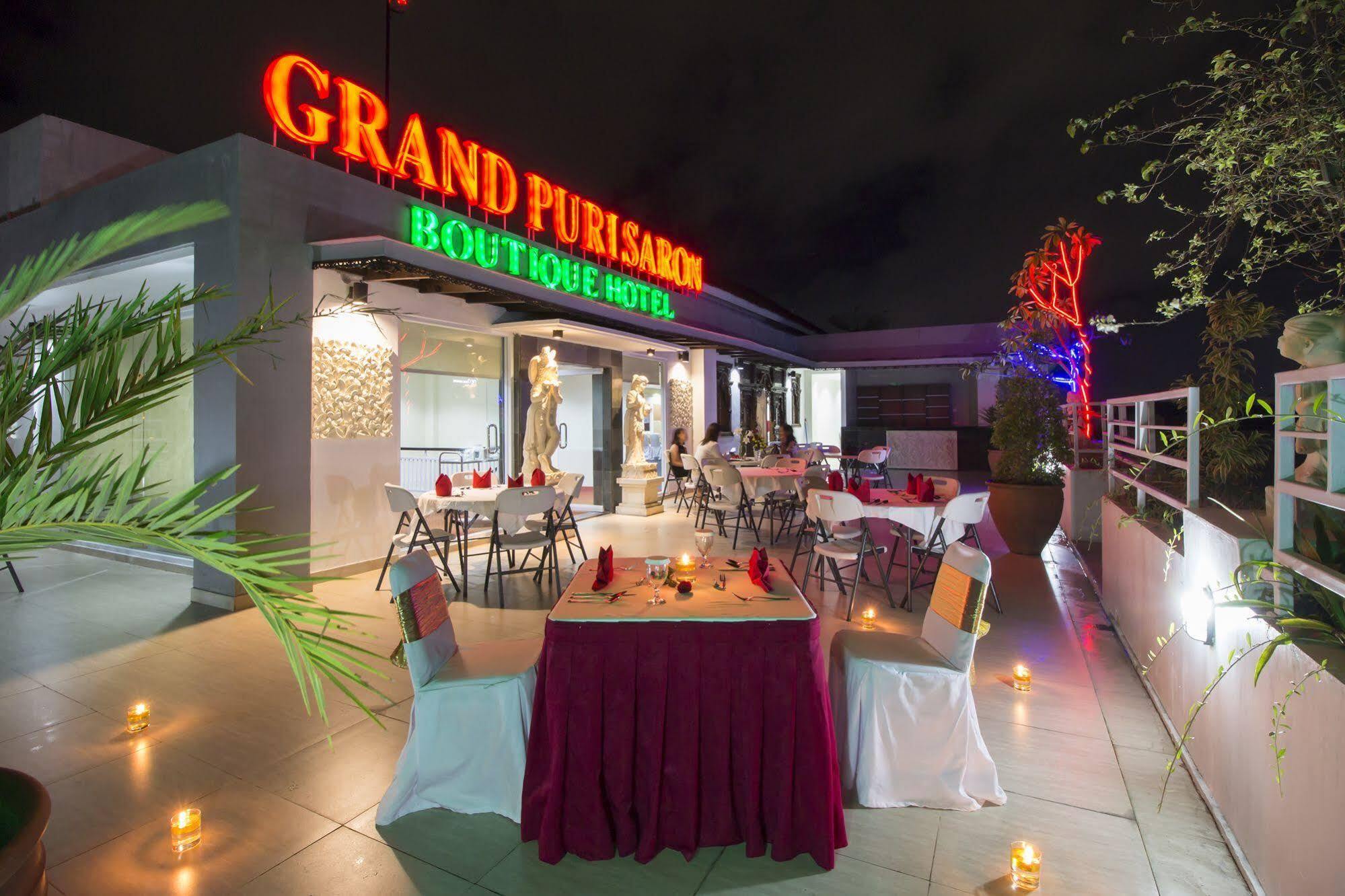 יוגיאקרטה Grand Puri Saron Hotel Malioboro מראה חיצוני תמונה